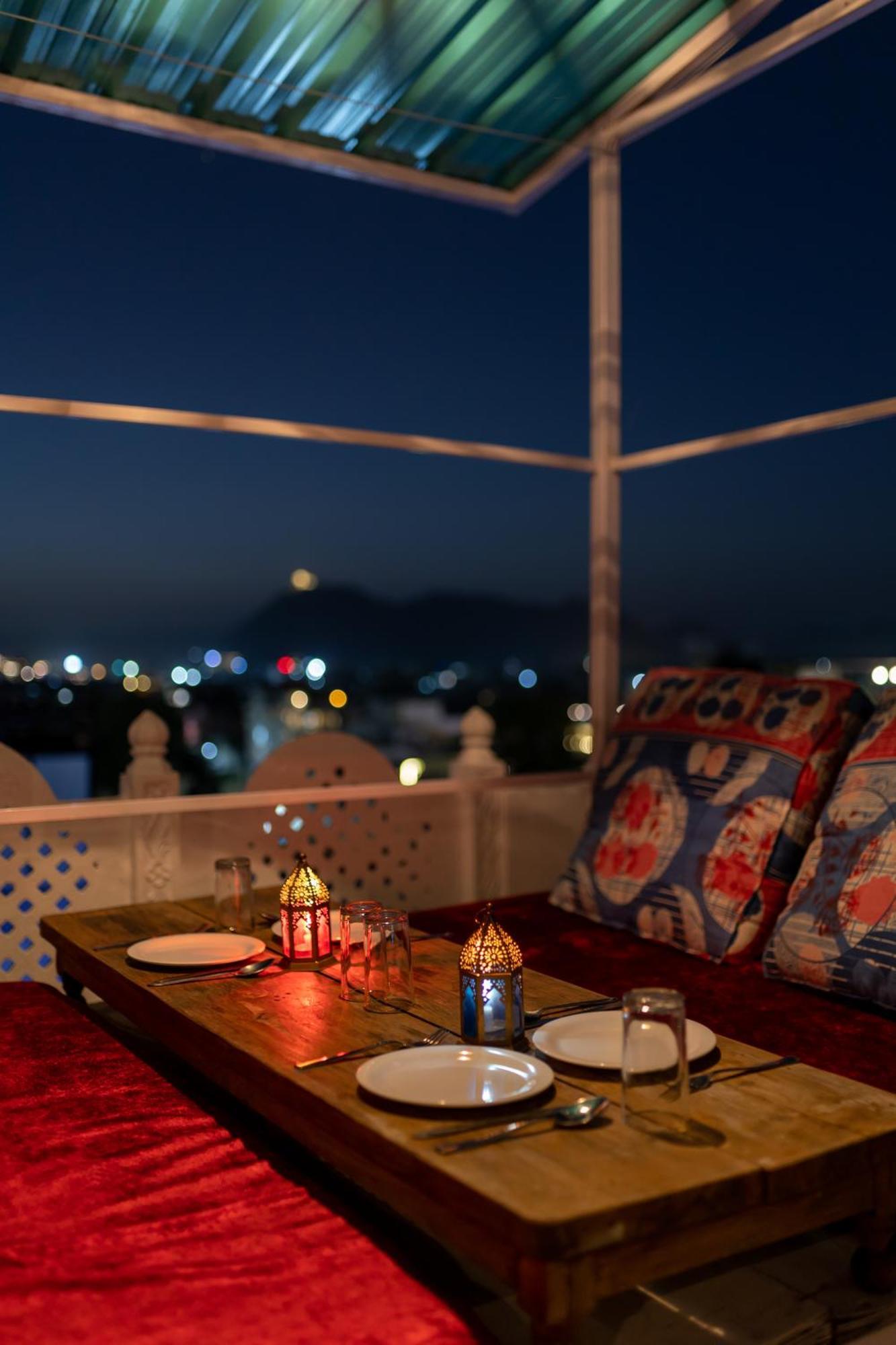 Krishna Stay Guest House Udaipur Exterior foto